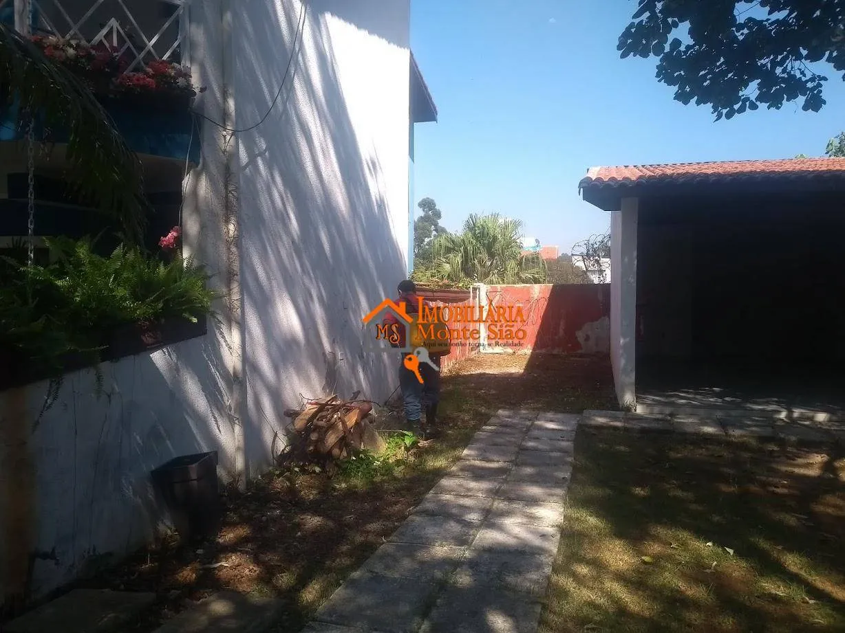 Imagem Sobrado com 3 dormitórios à venda, 110 m² por R$ 636.000,00 - Jardim do Papai - Guarulhos/SP