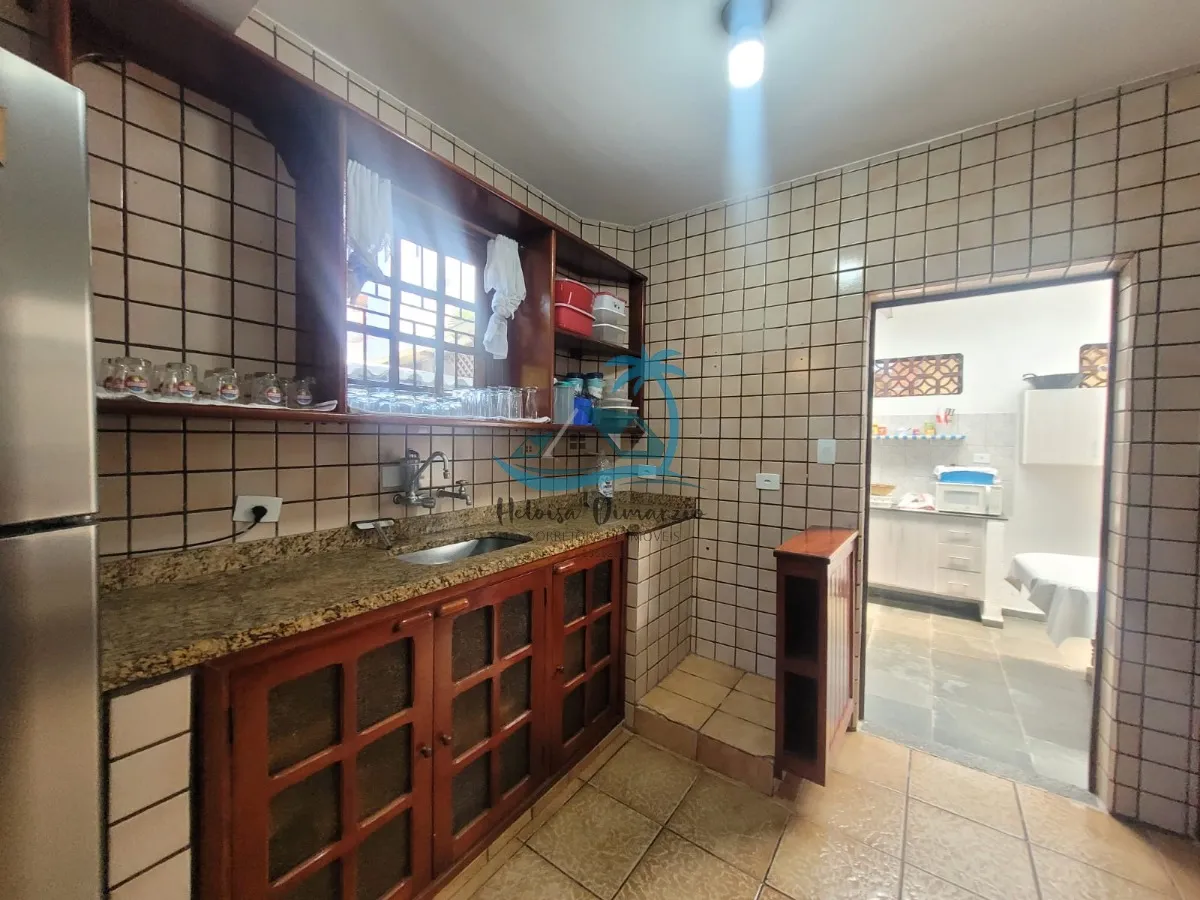 Imagem Casa com 3 dormitórios e piscina a venda em Ubatuba no bairro do Itaguá.