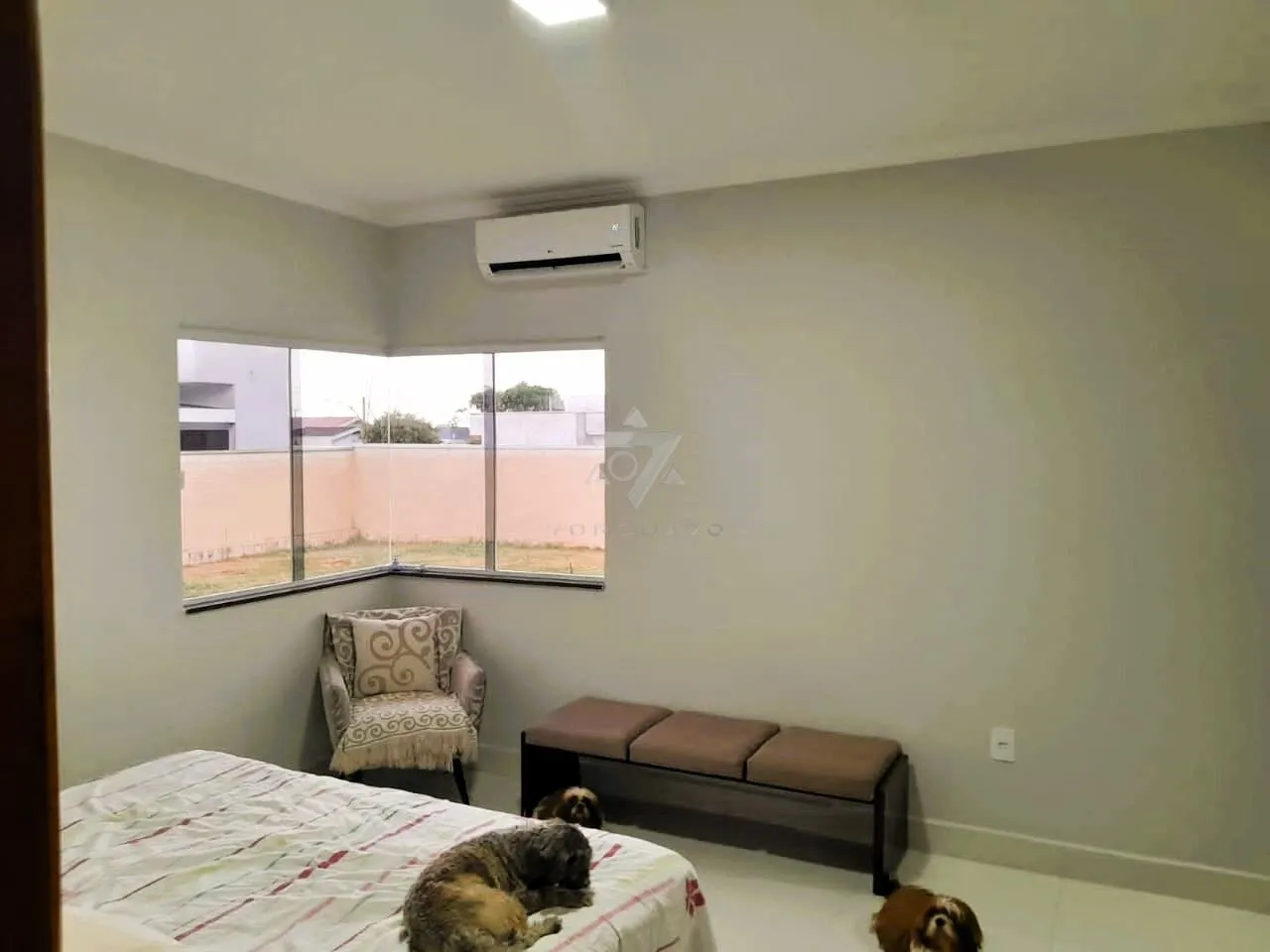 Imagem Casa à Venda no Condomínio Jacarandá: Conforto e Segurança