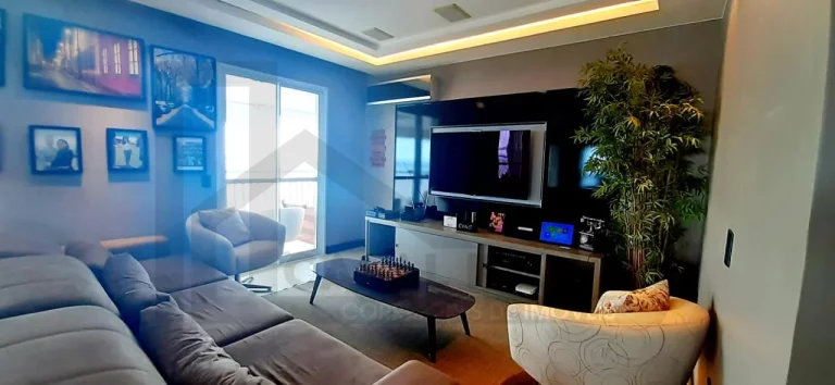 Imagem CASAL IMÓVEIS VENDE ED HORIZONTE II 250 M² 3 SUÍTES - MASTER BANHEIRO DULPO + 4 VGS ANDAR ALTO Fino acabamento e móveis de grife, tudo muito novo