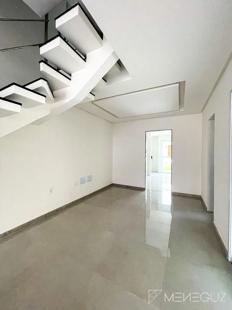 Imagem Casa a venda em Guarapari na Praia do Morro, com 3 quartos e lazer