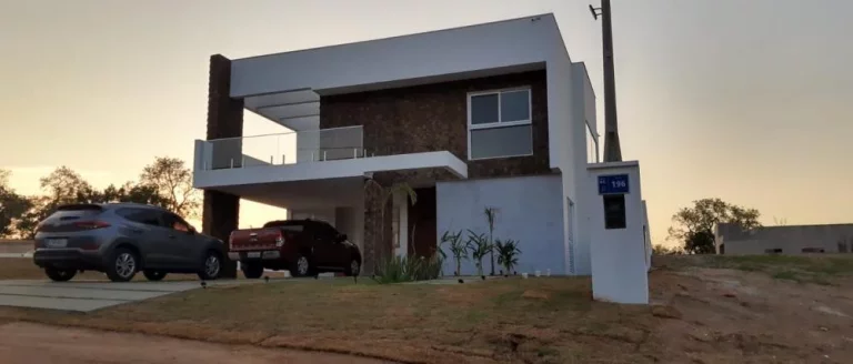 Imagem Linda casa a venda no Condomínio Ninho Verde Eco Residence II - Pardinho/SP.