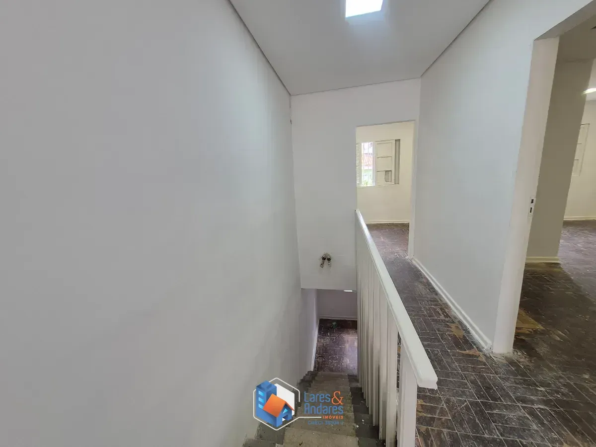 Imagem Sobrado para venda em Jardim Odete com 3 quartos, 140m²