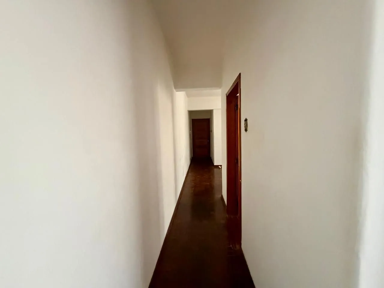 Imagem Apartamento 2 dormitórios sacada com 90m2 no centro histórico.