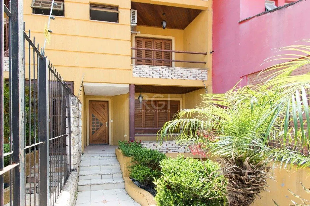 Imagem Casa para Venda - 204.75m², 3 dormitórios, sendo 1 suites, 3 vagas - Ipanema