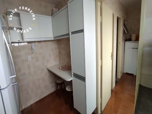 Imagem Apartamento 2 Quartos Sendo 01 Suíte Mobiliado Cozinha, Área de Serviço Dependência completa de empregado banheiros Ampla sala Vaga de Garagem
