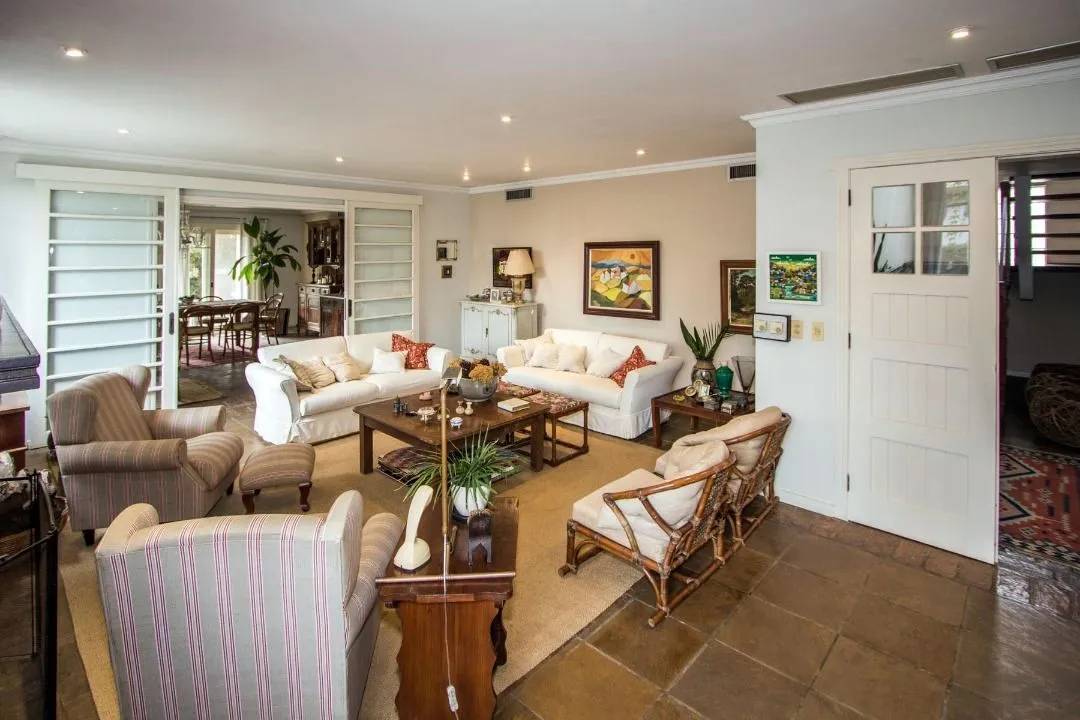 Imagem Casa para Venda - 489m², 4 dormitórios, sendo 2 suites, 3 vagas - Cristal