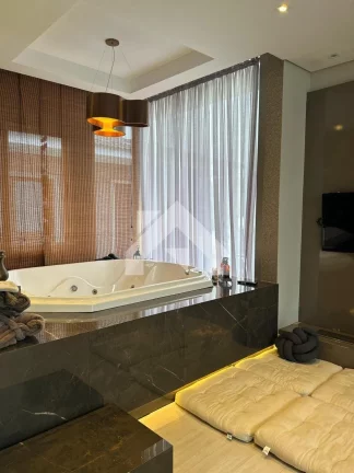 Imagem Casa de Condomínio em Alphaville - Santana de Parnaíba