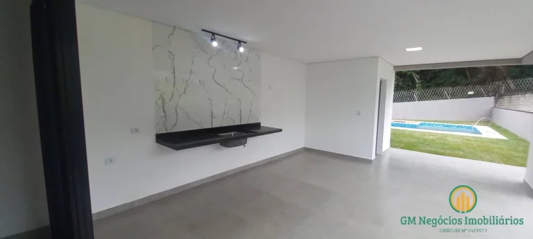 Imagem Casa nova, térrea com 3 suítes, estilo moderno com piscina em condomínio
