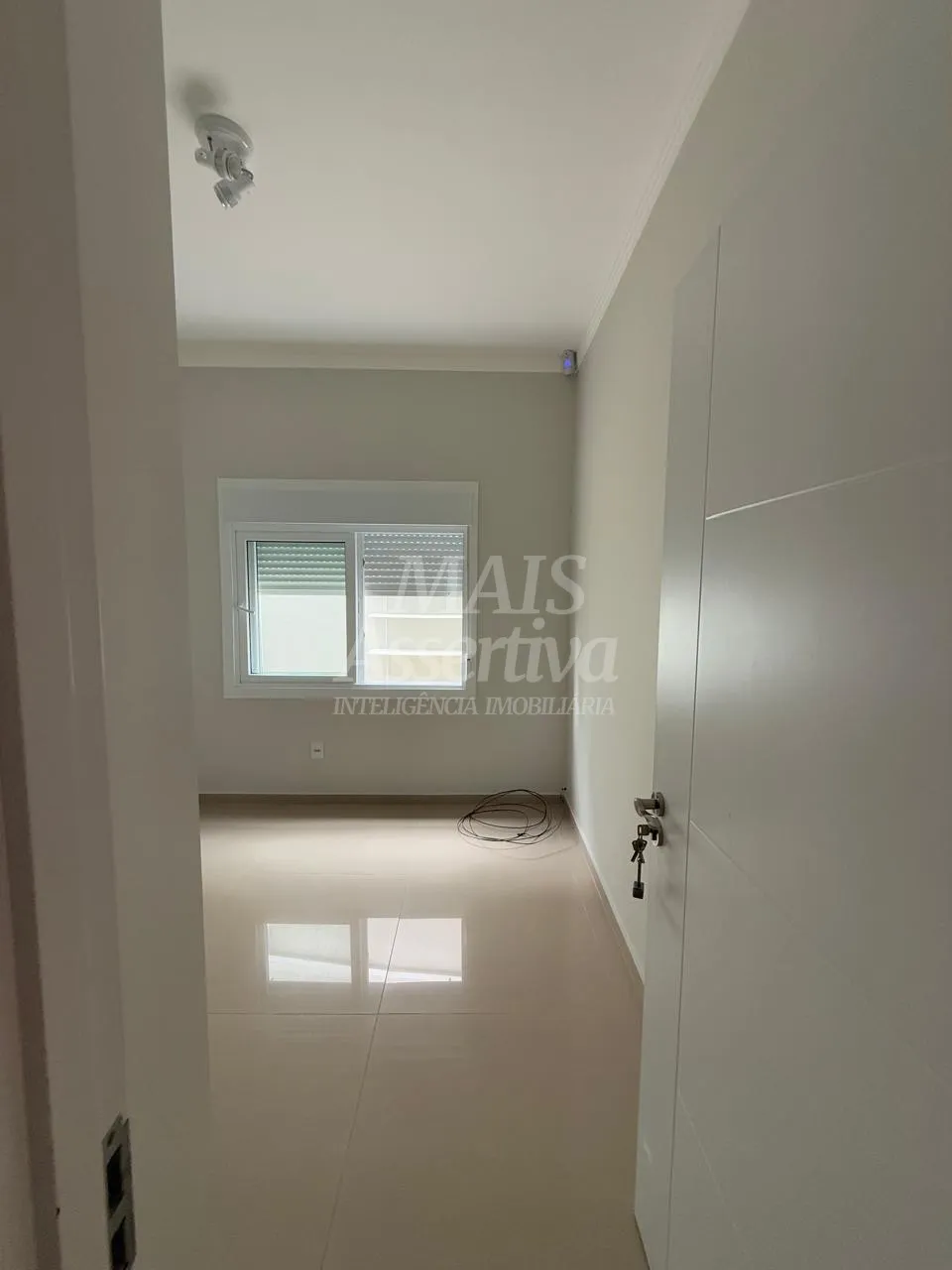 Imagem Excelente casa geminada à venda no Balneário Noiva do Mar em Xangri-Lá - Semi Mobiliada