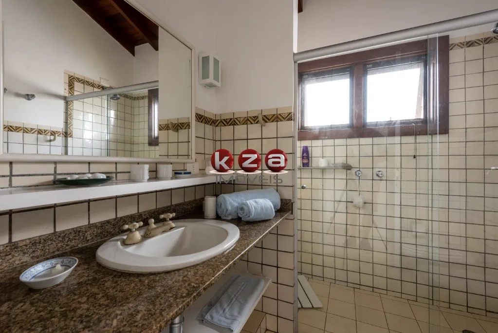 Imagem Mansão de Luxo em Condomínio Exclusivo em Maresias - 5 quartos, 5 suítes, 3 salas, 6 banheiros, 5 vagas, 507m². Venha conferir!