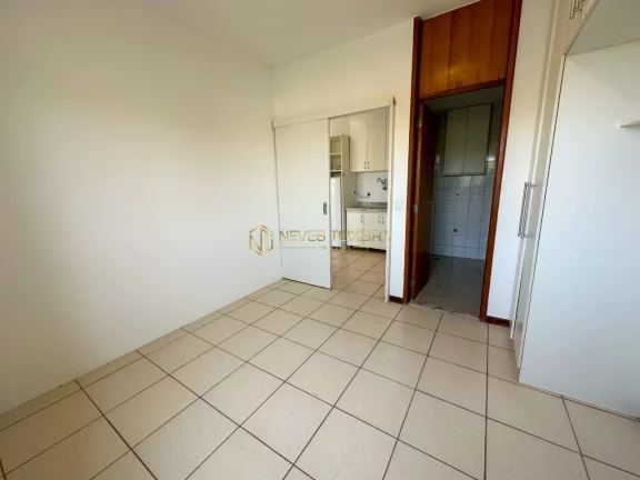 Imagem Suíte com Armários!!! Vaga de Garagem!!! Próximo a UnDF!!! CA 2 Lago Norte!!!