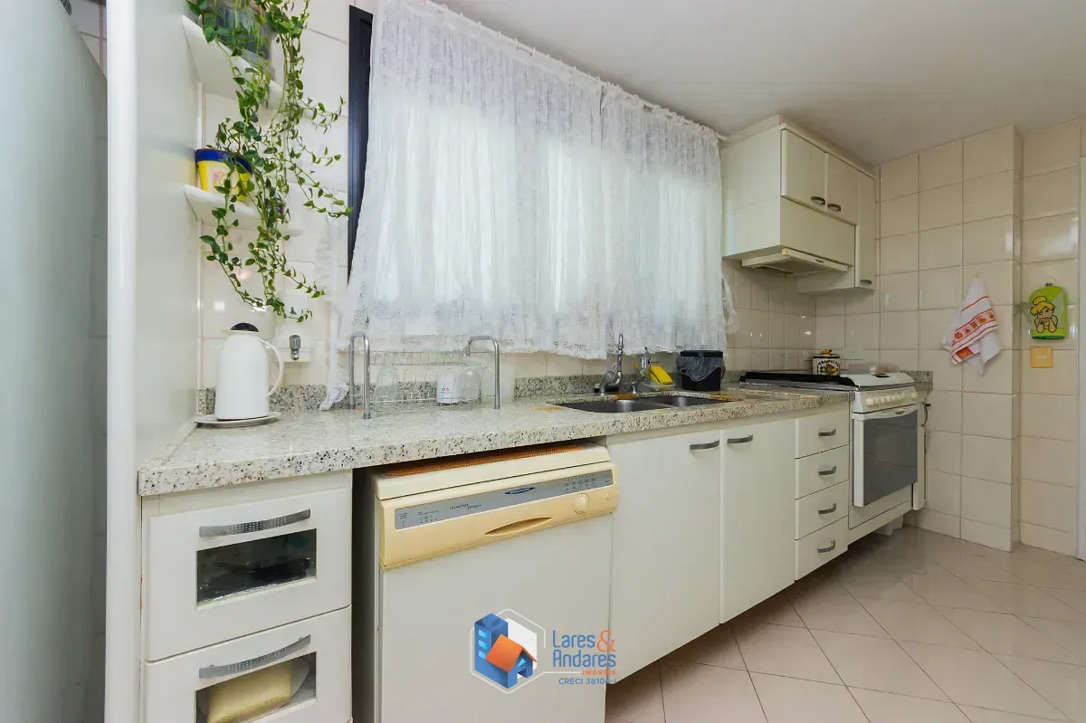 Imagem Apartamento para venda em Campo Belo com 4 quartos, sendo 3 suítes, 242m²