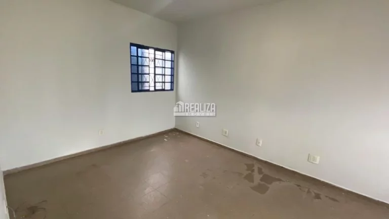 Imagem Casa com 5 dormitórios no Centro de Uberaba