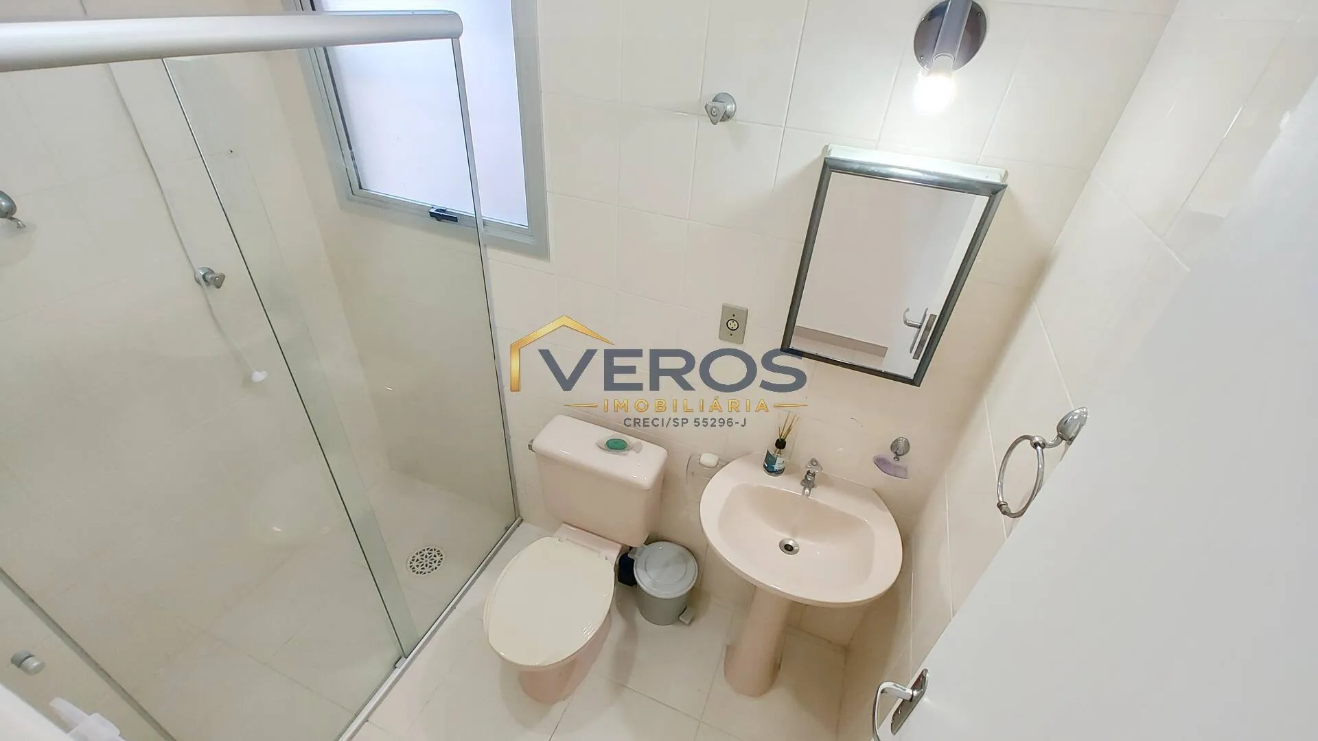Imagem Apartamento a venda com 3 quartos 600m da praia Martim de Sá Caraguatatuba