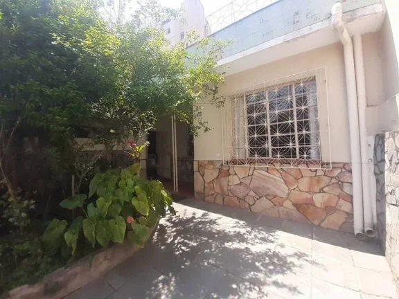 Imagem Casa com 4 Quartos e 2 banheiros à Venda, 400 m²