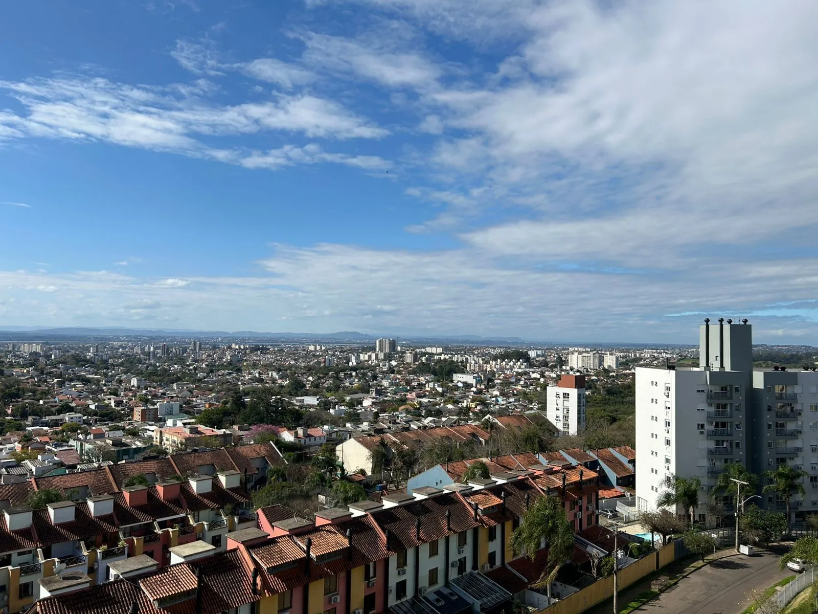Imagem Vida Viva Iguatemi. 2 quartos (suíte), churrasqueira, sacada com vista e 1 vaga.