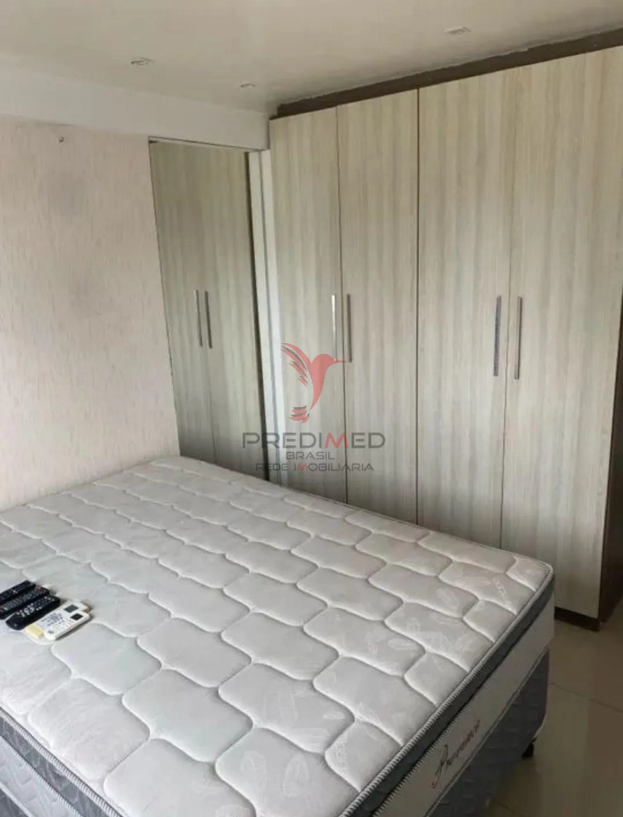 Imagem Apartamento no Jardim Oceania,porteira fechada ao lado da praça, 400 m da praia..2 Vagas