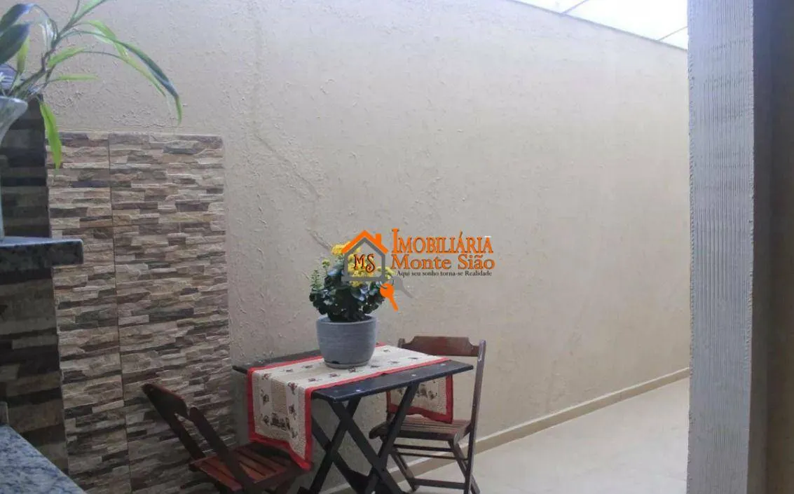 Imagem Sobrado com 3 dormitórios à venda, 238 m² por R$ 690.000,00 - Jardim Vila Galvão - Guarulhos/SP