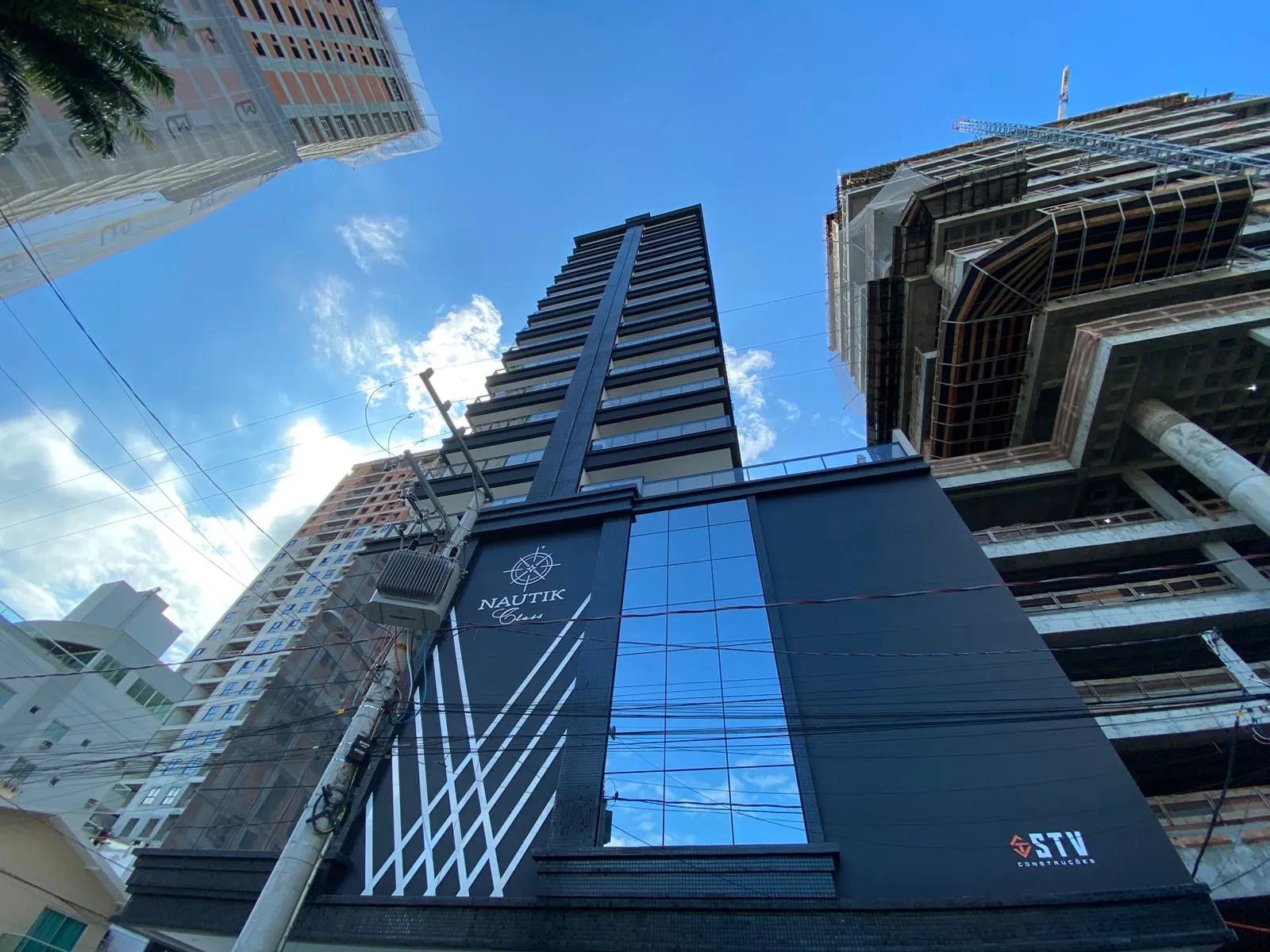 Imagem Apartamento com vista para o mar à venda com 119.47m2 por R$ 2.500.000,00