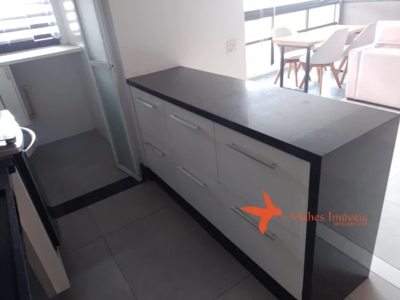 Imagem Imóvel de 2 quartos, 1 suíte, 2 banheiros e 2 vagas em Pinheiros, São Paulo - SP.