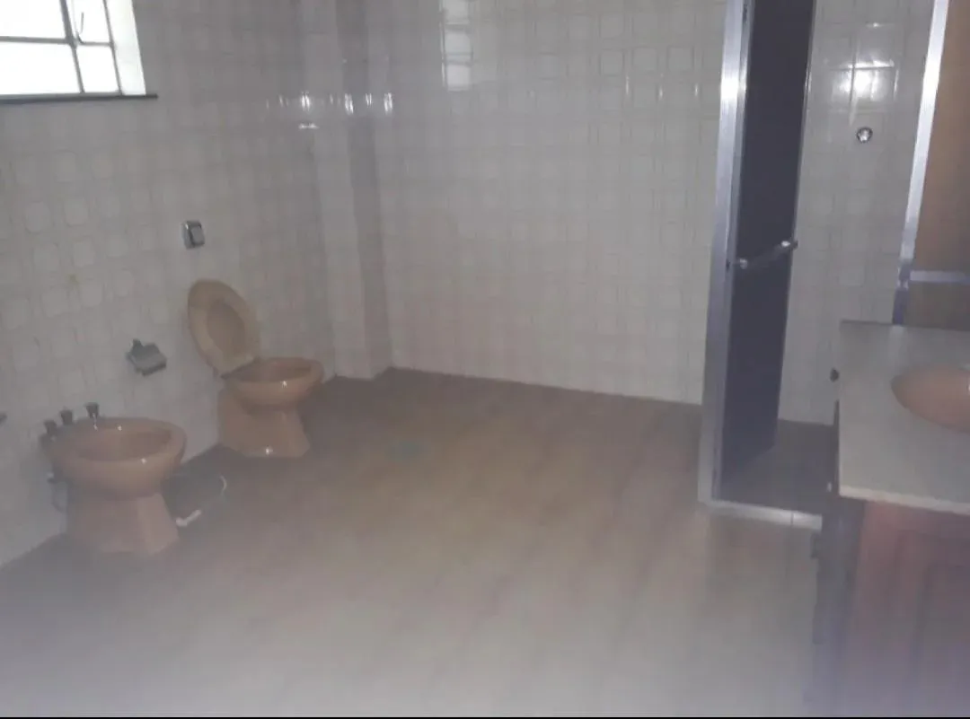 Imagem Casa para Venda em Rio de Janeiro, Campo Grande, 5 dormitórios, 1 suíte, 4 banheiros, 30 vagas