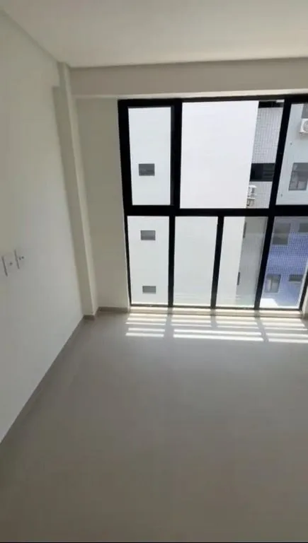 Imagem Apartamento em Cabo Branco com 45 m², 2 suítes e possibilidade de divisão em dois flats. Ideal para morar ou rentabilizar.