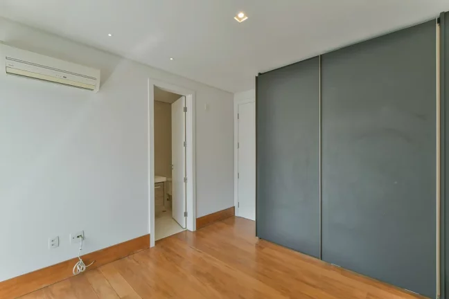 Imagem Apartamento à venda em São Paulo, Vila Mariana, com 4 quartos, 412m2