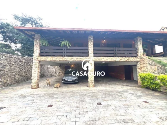 Imagem Casa com 6 quartos à venda, 420 m² por R$ 2.500.000 - São Luiz - Belo Horizonte/MG