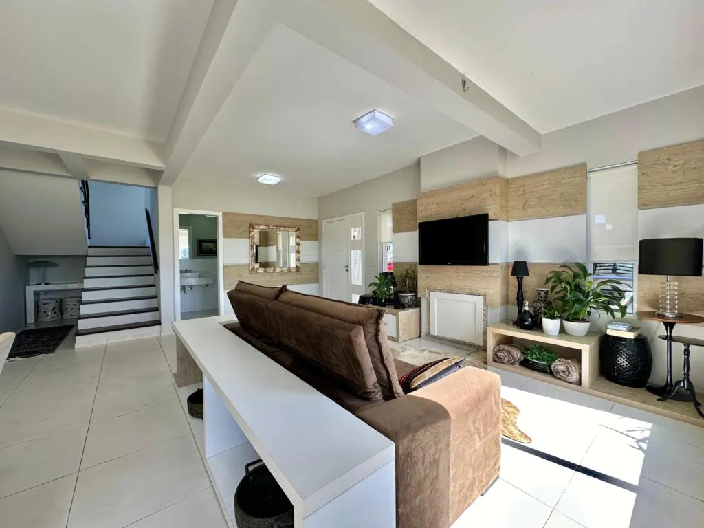 Imagem Casa em Condominio 3 Dormitórios - Bairro Dubai