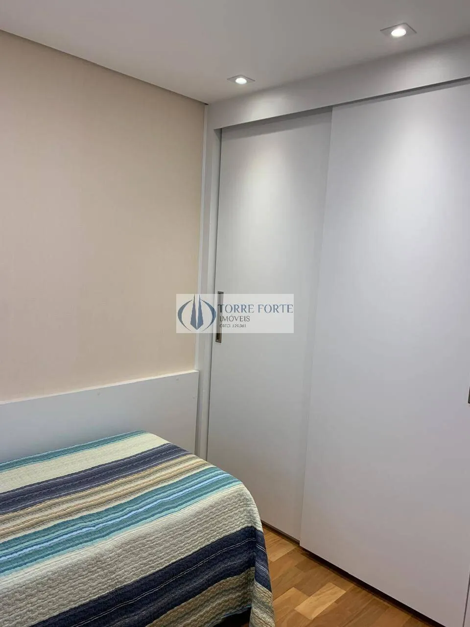 Imagem Apartamento com 3 suites 3 vagas , varanda Gourmet na Vila Gomes Cardim.