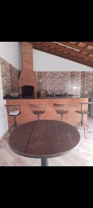 Imagem Sobrado de 221m² p/ Venda ou Locação no Bairro Jd. Califórnia - SOROCABA/SP!