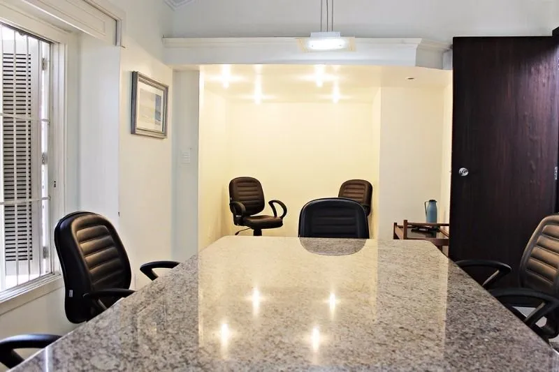 Imagem Predio para Venda - 236m², 0 dormitórios, 4 vagas - Menino Deus