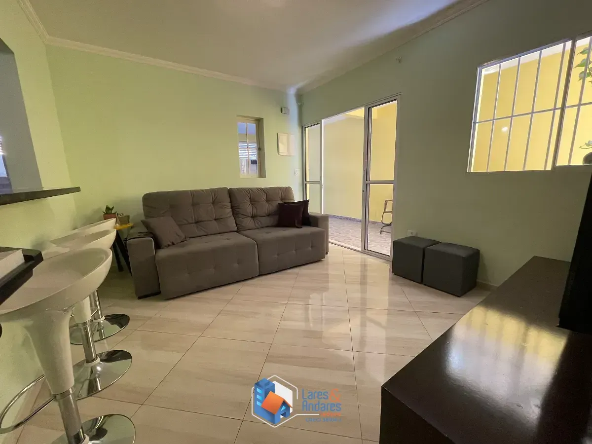 Imagem Sobrado para venda em Jardim Vaz de Lima com 4 quartos, sendo 2 suítes, 230m²