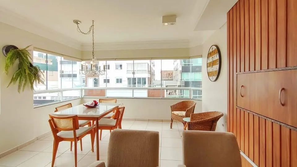 Apartamento 2 Dormitórios - Bairro Centro