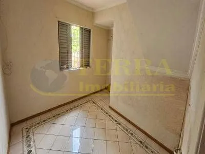 Imagem Casa com 2 quartos e 2 salas em Jardim das Flores, Osasco - 305m² de área total