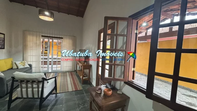 Imagem Casa com edicula em excelente localização na Estufa 1