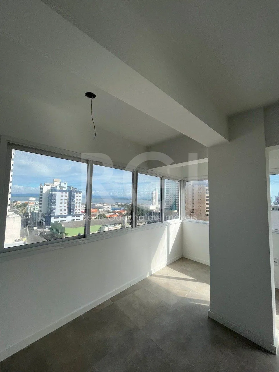 Imagem Apartamento com 3 Quartos e 3 banheiros à Venda, 129 m² Centro de Tramandaí