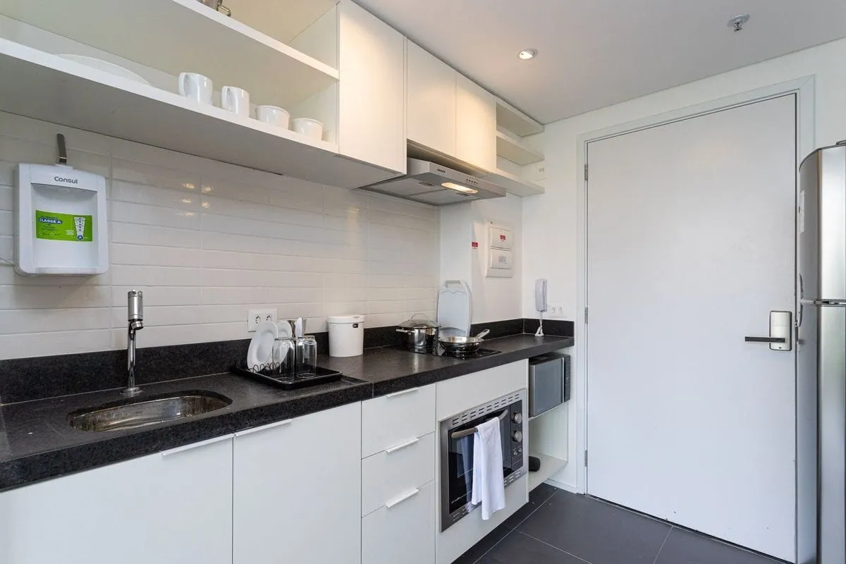 Imagem Apartamento com 1 Quarto para alugar, 28m² - Vila Madalena