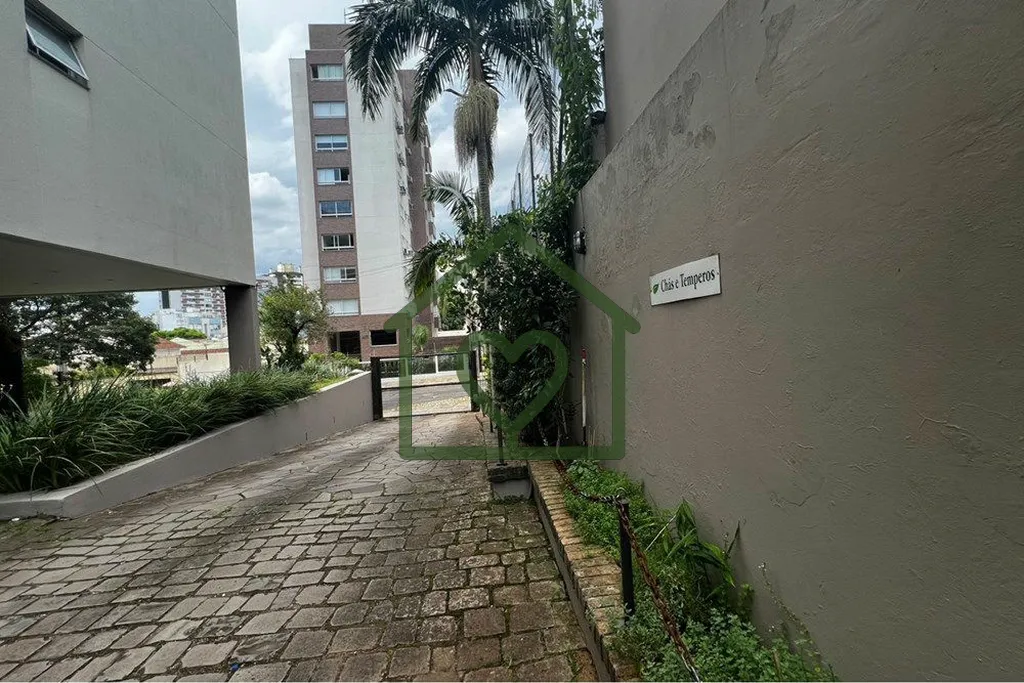 Imagem Descubra o conforto e a praticidade deste encantador apartamento à venda em Azenha, Porto Alegre, l...