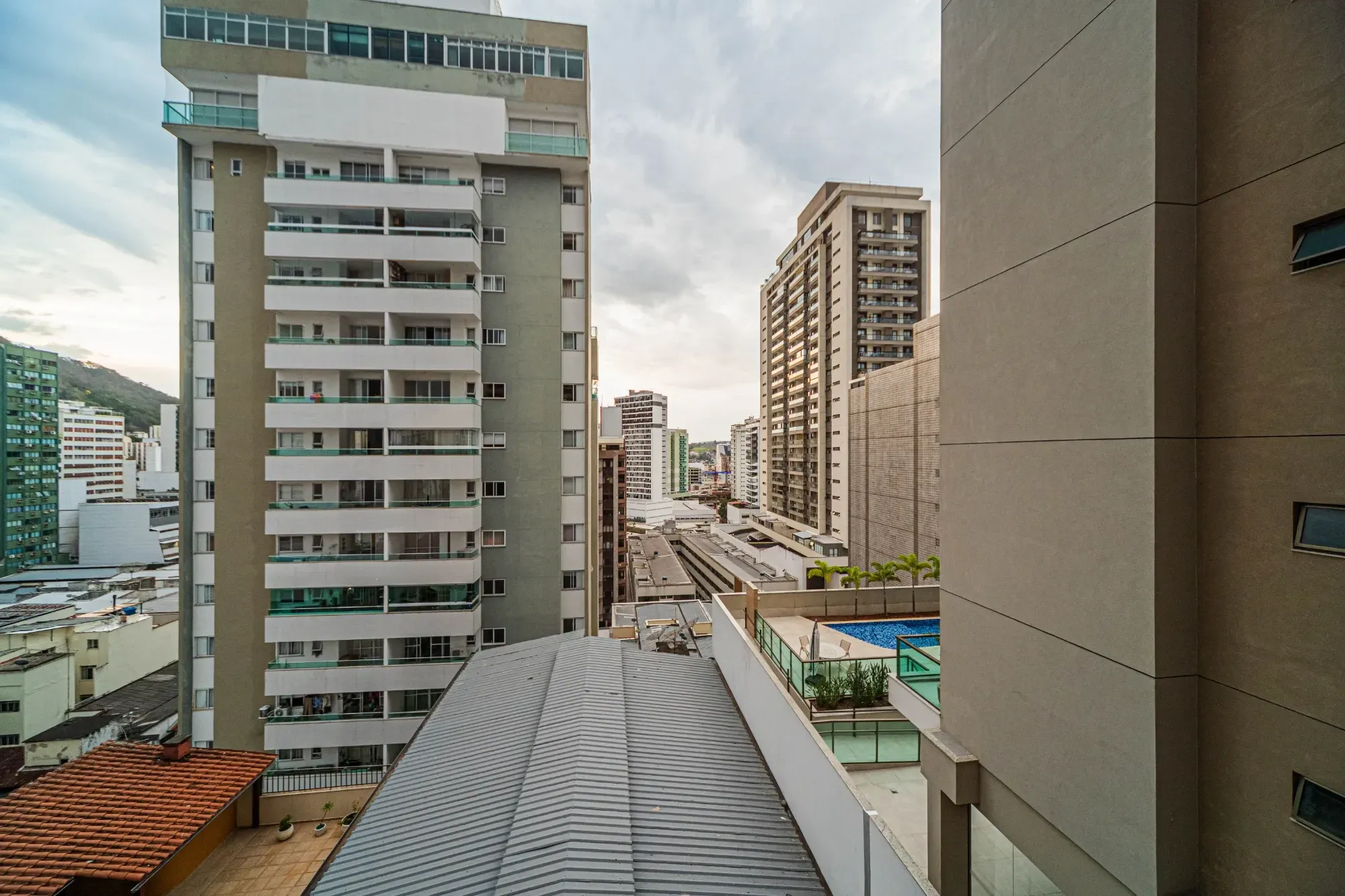Imagem Apartamento com 3 Quartos à Venda, 150 m² em Centro - Juiz de Fora