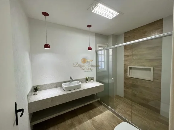 Imagem Casa para Venda em Teresópolis / RJ no bairro Golfe