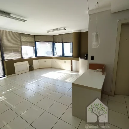 Imagem Sala comercial à venda no bairro Centro - Florianópolis/SC