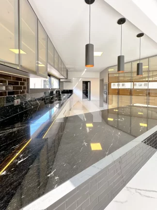 Imagem Casa de Condomínio em Alphaville Residencial Um - Barueri