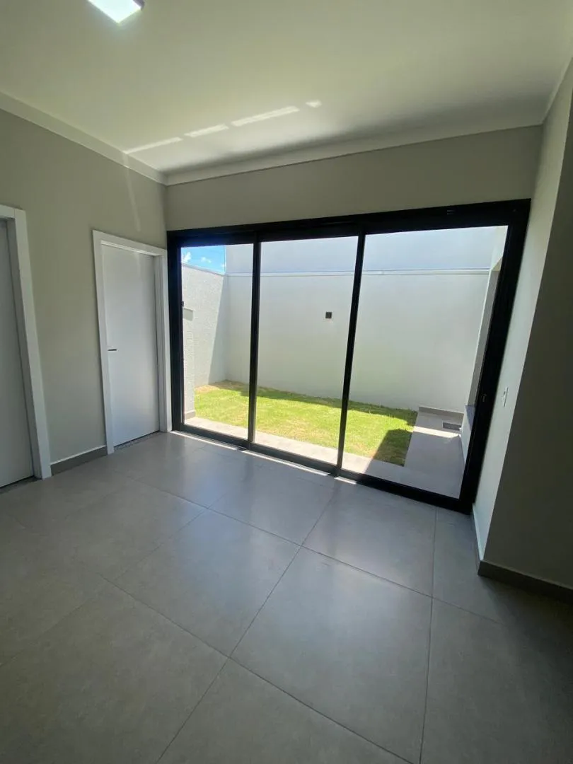 Imagem Casa à venda em Cascavel - Loteamento Colinas Tropical - Em Obras - Construção