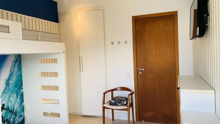 Imagem Cobertura à venda Riviera módulo 7 com vista para serra.