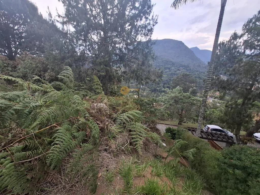 Imagem Terreno em Condomínio para Venda em Teresópolis / RJ no bairro Albuquerque