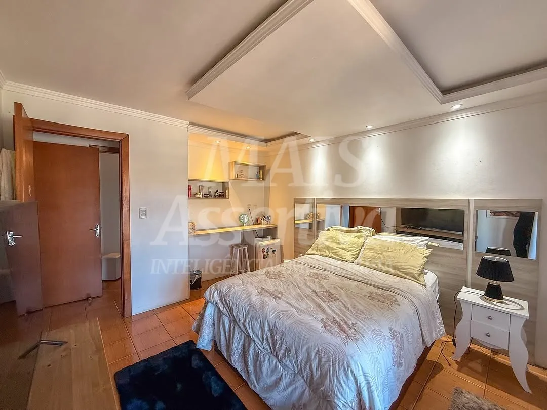 Imagem Casa mobiliada para locação em Estância Velha de 4 dormitórios - 250m²