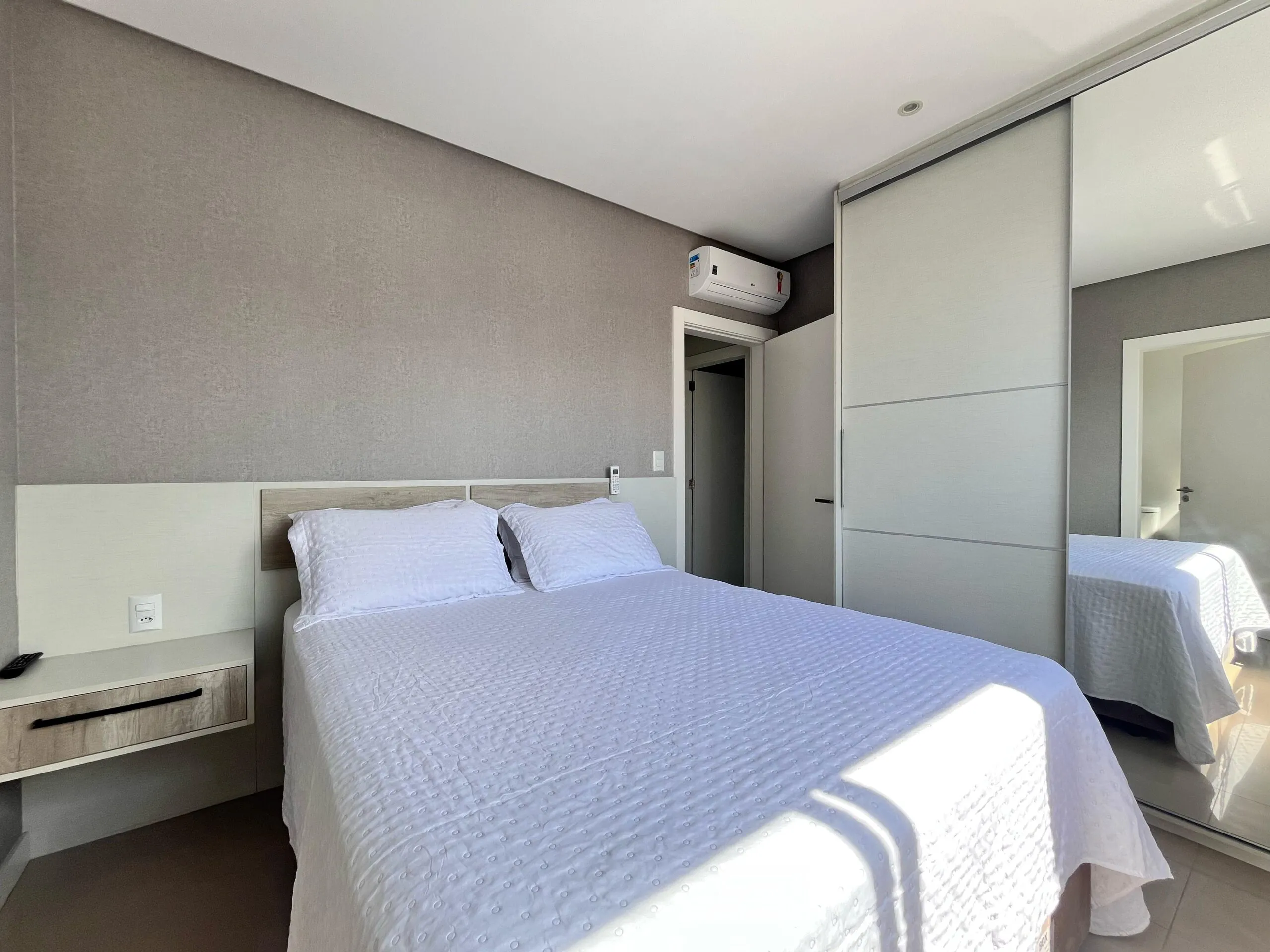 Imagem Apartamento com vista para o mar à venda com 148m2 por R$ 3.000.000,00
