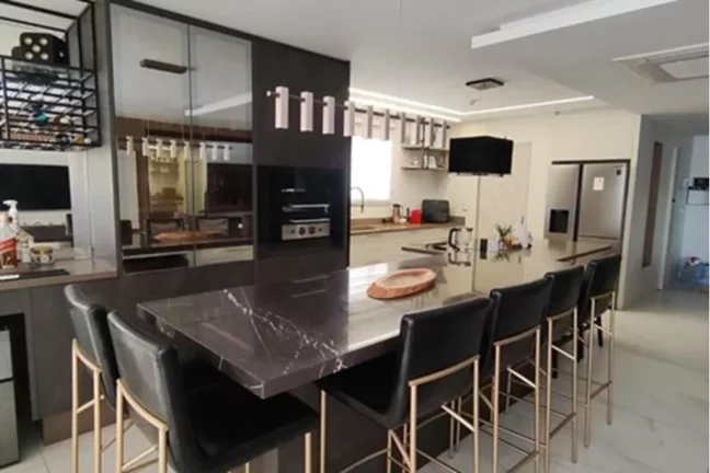 Imagem Apartamento à venda em Balneário Camboriú, Centro, com 3 quartos, 167m2
